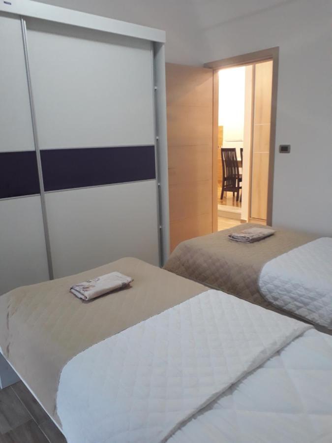 Apartmani Andrea แฮร์เซ็ก-โนวี ภายนอก รูปภาพ