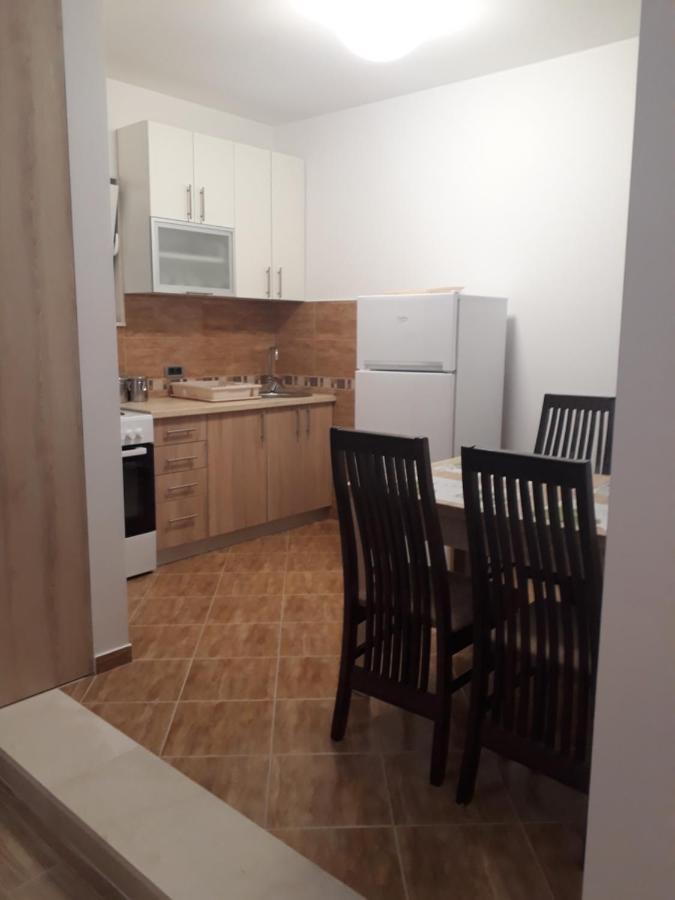 Apartmani Andrea แฮร์เซ็ก-โนวี ภายนอก รูปภาพ