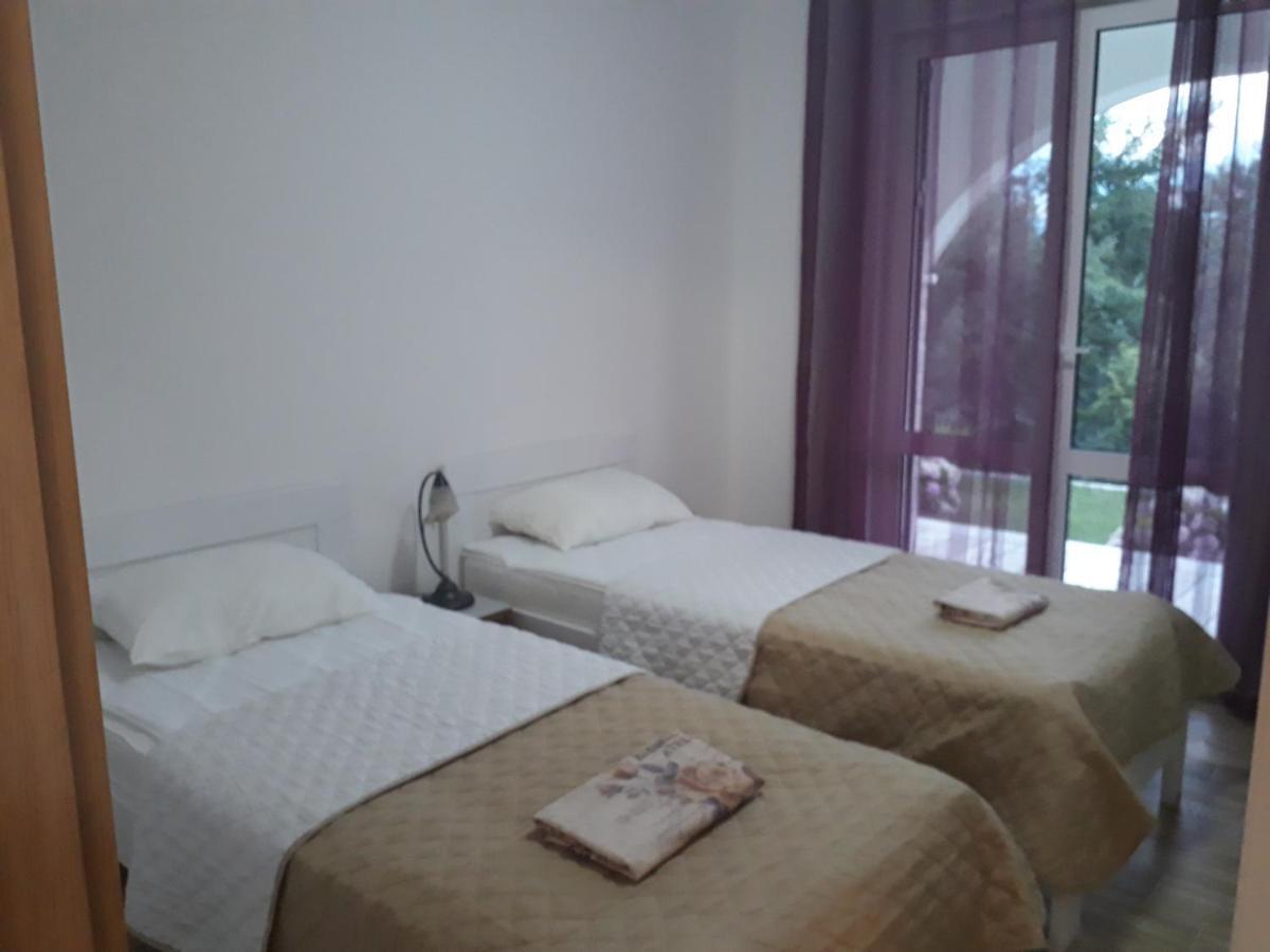 Apartmani Andrea แฮร์เซ็ก-โนวี ภายนอก รูปภาพ